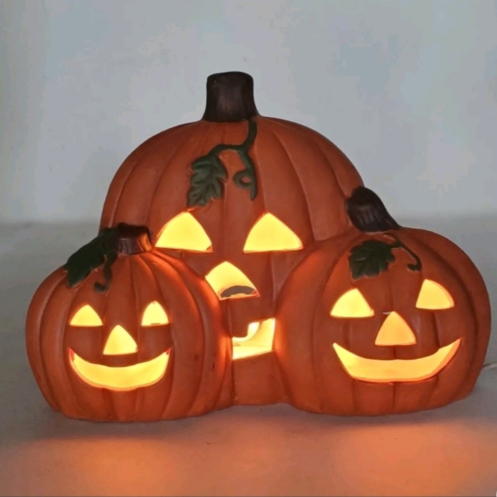 Vintage Lighted Ceramic Pumpkin Trio Jack O Lantern Spooky Lamp Halloween Decor